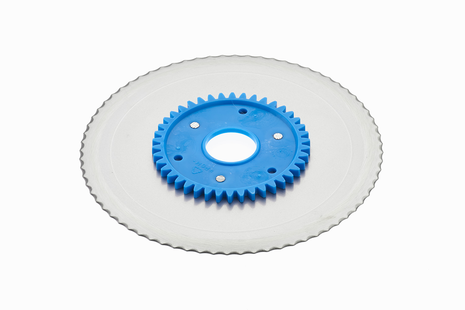 Standard serrated circular blade with a blue gear
